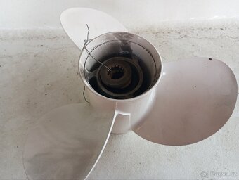 Propeller lodní motor 90-150k - 2
