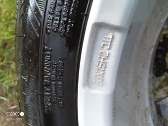 MB Vaneo Pneu s disky 185/60 R 15 - 2
