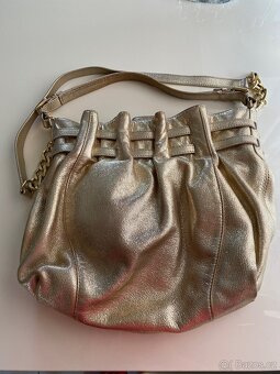 Michael Kors kožená zlatá kabelka - 2