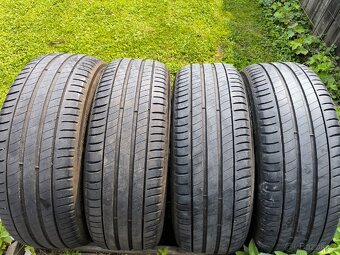 215/60/17 Michelin - 2