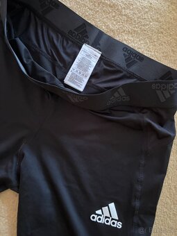 Adidas šortky. - 2