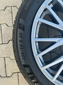 Zimní pneu Michelin 235/50 R20 - 2