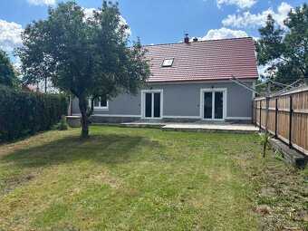 Dvougenerační dům 300 m2 +s velkou garáží 80 m - 2