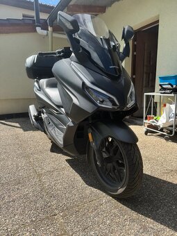 Prodám honda Forza 125. 2023. 83000km - 2