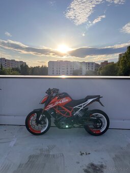 KTM DUKE 390 - 2