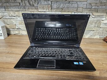 Lenovo V560,i3-M 370,WIN 10,HDD 500GB,RAM 6GB,15.6 palců - 2