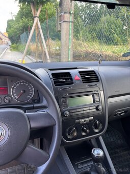 Volkswagen GOLF 5 1.9 TDi 66kw na ND - 2