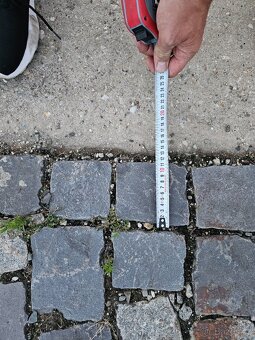 Žulové kostky ihned k odběru. - 2