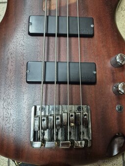 Baskytara Ibanez - 2