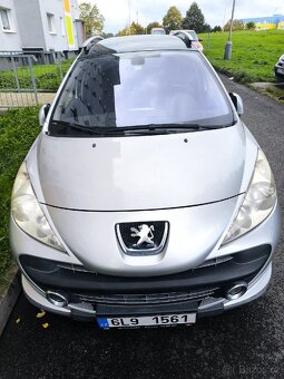 Peugeot 207 sw outdoor 1.6 88kw - 2