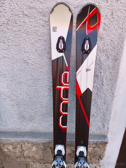 Volkl Code Uvo 182, výborné carvy. - 2
