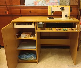 Šicí stroj Veritas 8014/29 – výborný stav, kompletní přísl. - 2