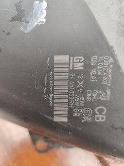 Opel Zafira B 05-08 P světlo, roleta a stropní airbag. - 2