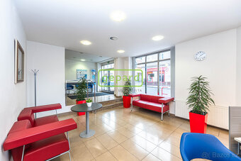 Obchodní prostory 147m2, Zbraslavské náměstí, Praha 5 - 2