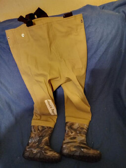 NOVÉ dětské nepromokavé kalhoty  a holínky 24-25 (brodící) - 2