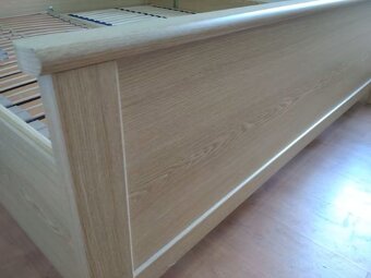 Postel manželská s roštem - 2