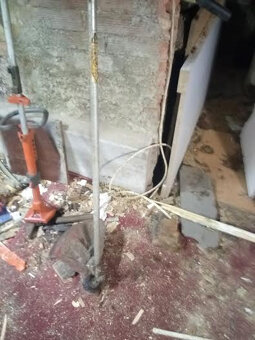 krovinorez jonsered - 2