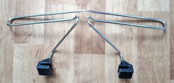 Nepoužitý univerzální automobilový věšák na oblečení - 2