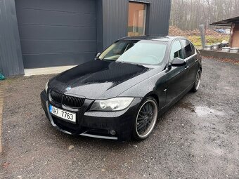 BMW E90 325i manual, r19, hr - 2