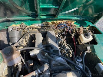 Land Rover Series III 109 - 2