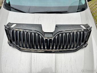 Maska Octavia 3 předface 5E0 853 653 - 2