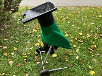 Drtič větví, štěpkovač - 2