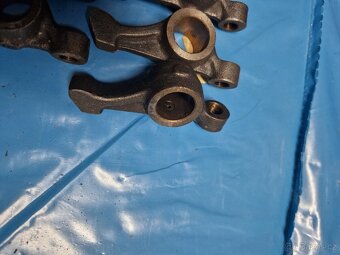 Vahadlo ventilu zetor crystal - 2