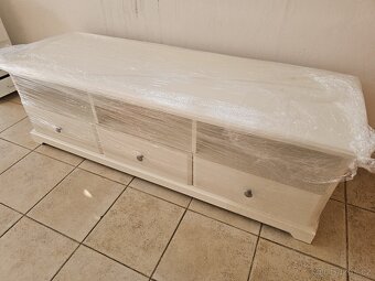 IKEA LIATORP TV stolek - 2