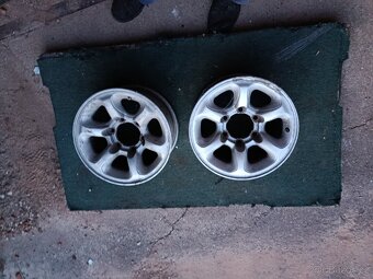 Mitsubishi Pajero - 2