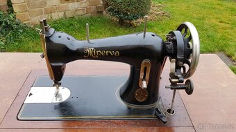 Prodám šicí stroj Minerva - 2
