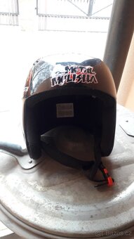 Lyžařská helma ARCORE - 2