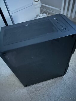 Stolní pc rx5700 - 2