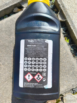 Brzdová kapalina TEXTAR DOT 4, 500ml - 2