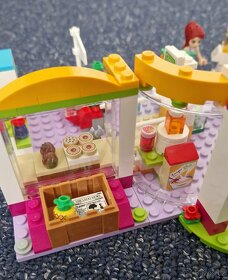 Lego Friends 41118 Supermarket v Heartlake - 2