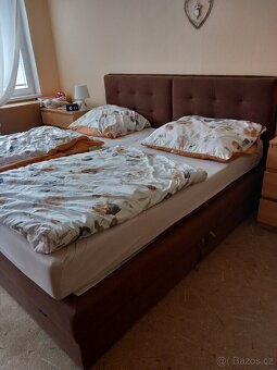 Postel a komody - 2