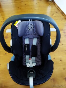 Autosedačka Cybex Aton 5 se základnou - 2