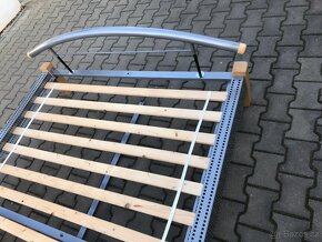 Prodám postel 140-200 s roštem - 2
