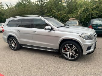 Mercedes - 2