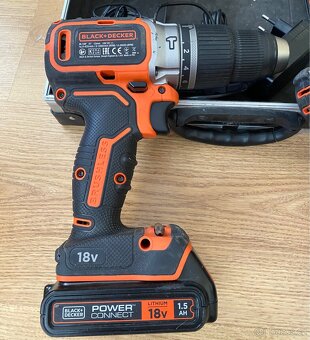 Akumulátorová vrtačka Black+Decker Bl188 - 2