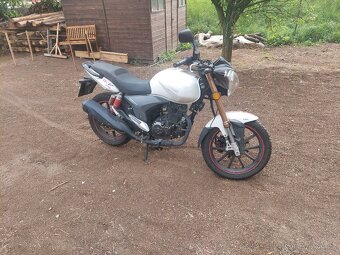 Keeway RKV 125 - 2