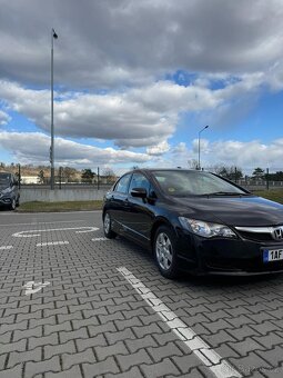 Honda Civic Hybrid (2010) - 2