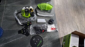 Benzinový křovinořez Zipper ZI-MOS145JAK - 2