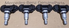 100% originálny TPMS senzor tlaku v pneumatike MERCEDES - 2