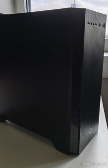 Herní PC - intel i7 6x4.7GHz/32GB/256GB+2TB/Radeon GPU/W11 - 2