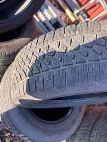 215/65/16C bridgestone zimni - 2