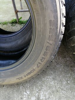 Prodám pneu Nokian zimní 225/65R17 106H XL,rok 25/20 - 2
