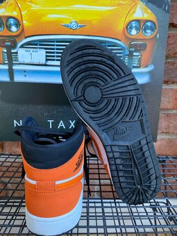 Jordan 1 Orange Size 44 - 2