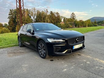 Volvo V60 R-Design Ed. Black T8 AwD - 2