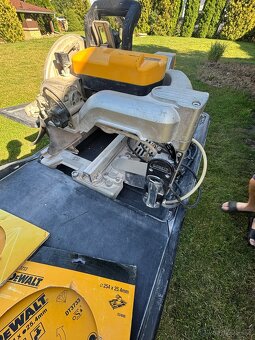 Řezačka dlažby a obkladů DeWALT D36000 - 2