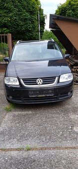 VW Touran - 2